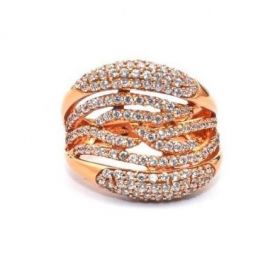 Rose gold ring with zircons