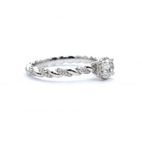 White gold engagement ring with diamonds 0.55 ct